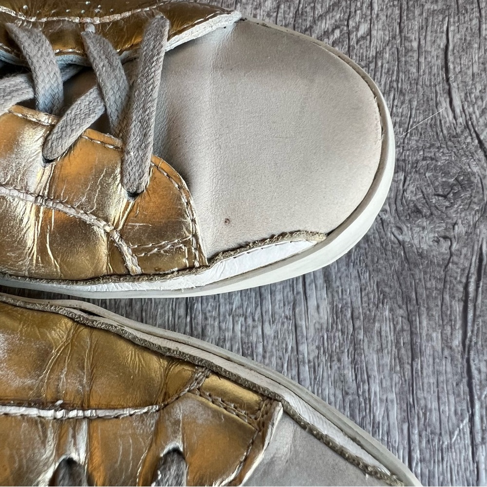 Golden Goose Superstar Gold Leather Star Sneakers Distressed Low Top Size (X) - Picture 15 of 16